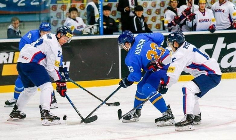 Команда Казахстана по хоккею уступила Южной Корее в выставочном матче