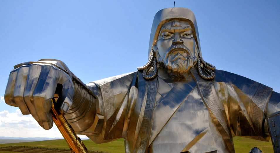 Был ли Чингисхан мусульманином?