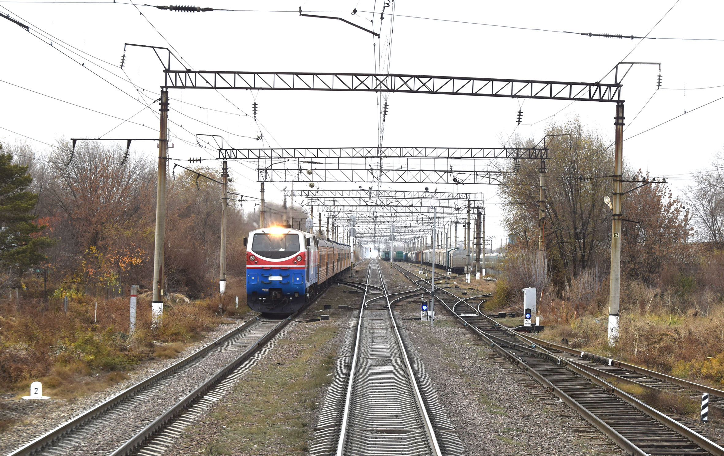 "КТЖ" планирует отремонтировать порядка 870 км магистральных железных дорог в 2018 году