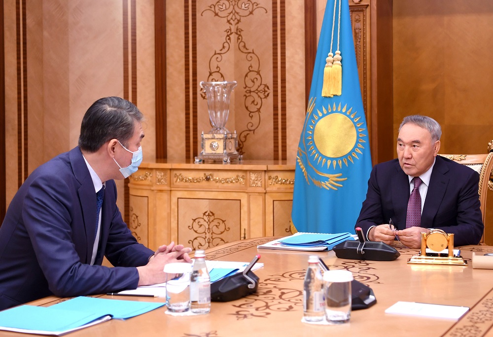 Нурсултан Назарбаев принял секретаря Совбеза Асета Исекешева