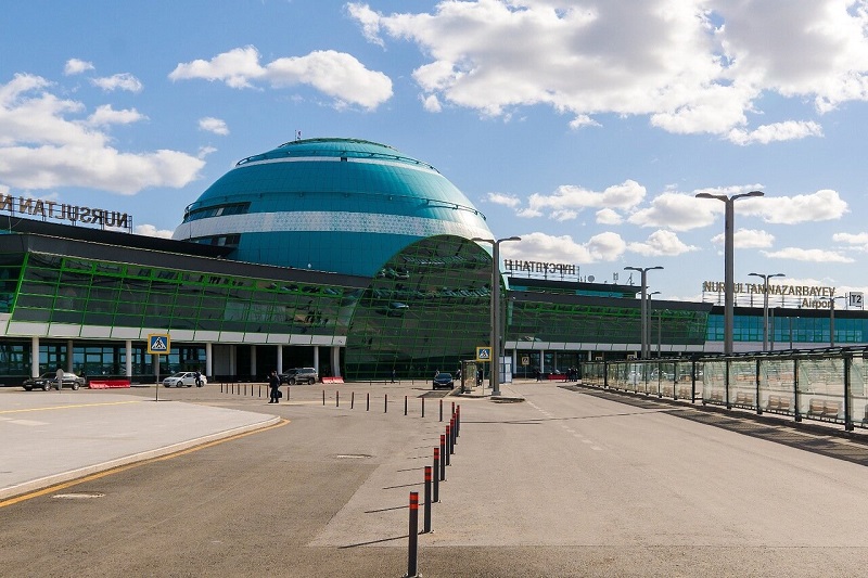 Аэропорт Нурсултан Назарбаев в первом полугодии сократил пассажиропоток  