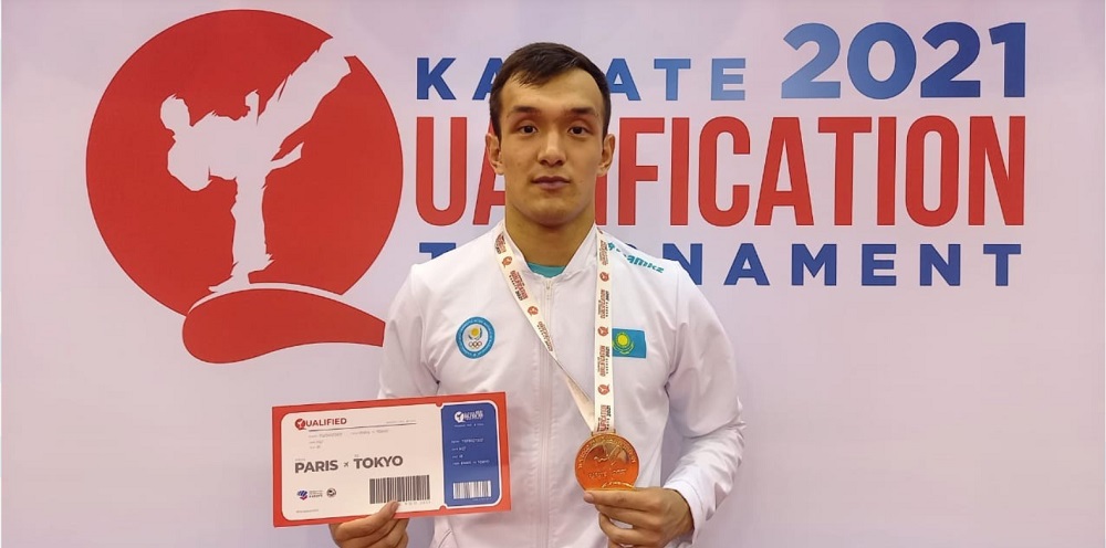 Нурканат Ажиканов на турнире в Париже выиграл золото и путевку на Олимпиаду