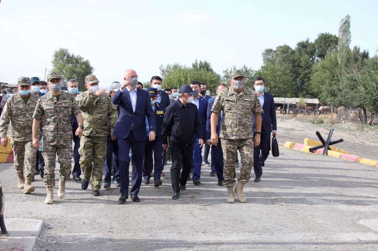 Правительственная комиссия во главе с Романом Скляром побывала на месте ЧС