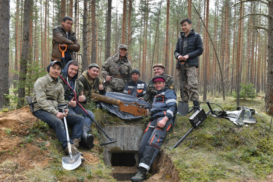 Поисковики РК увековечили память героев-соотечественников в Ленинградской области   
