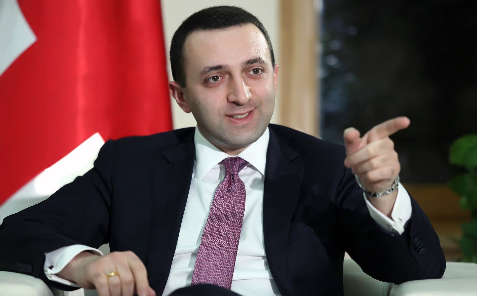 Премьер Грузии заразился коронавирусом  
