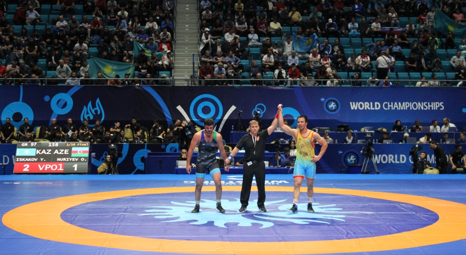 ЧМ по борьбе: две медали мирового первенства остаются в Казахстане