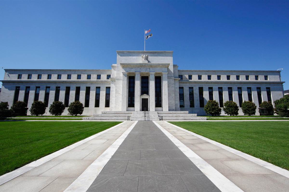 ФРС повысила ключевую ставку на 75 базисных пунктов, до 2,25-2,50%