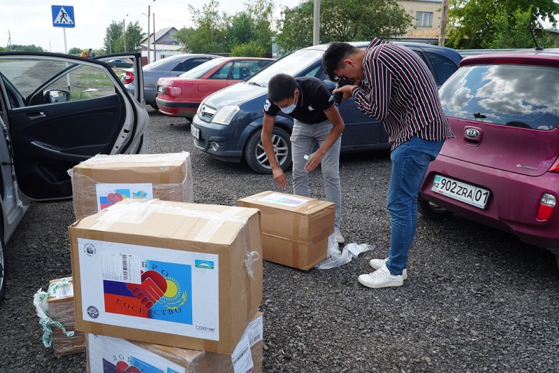 Средства индивидуальной защиты и лекарства поступили в столичный дом престарелых  