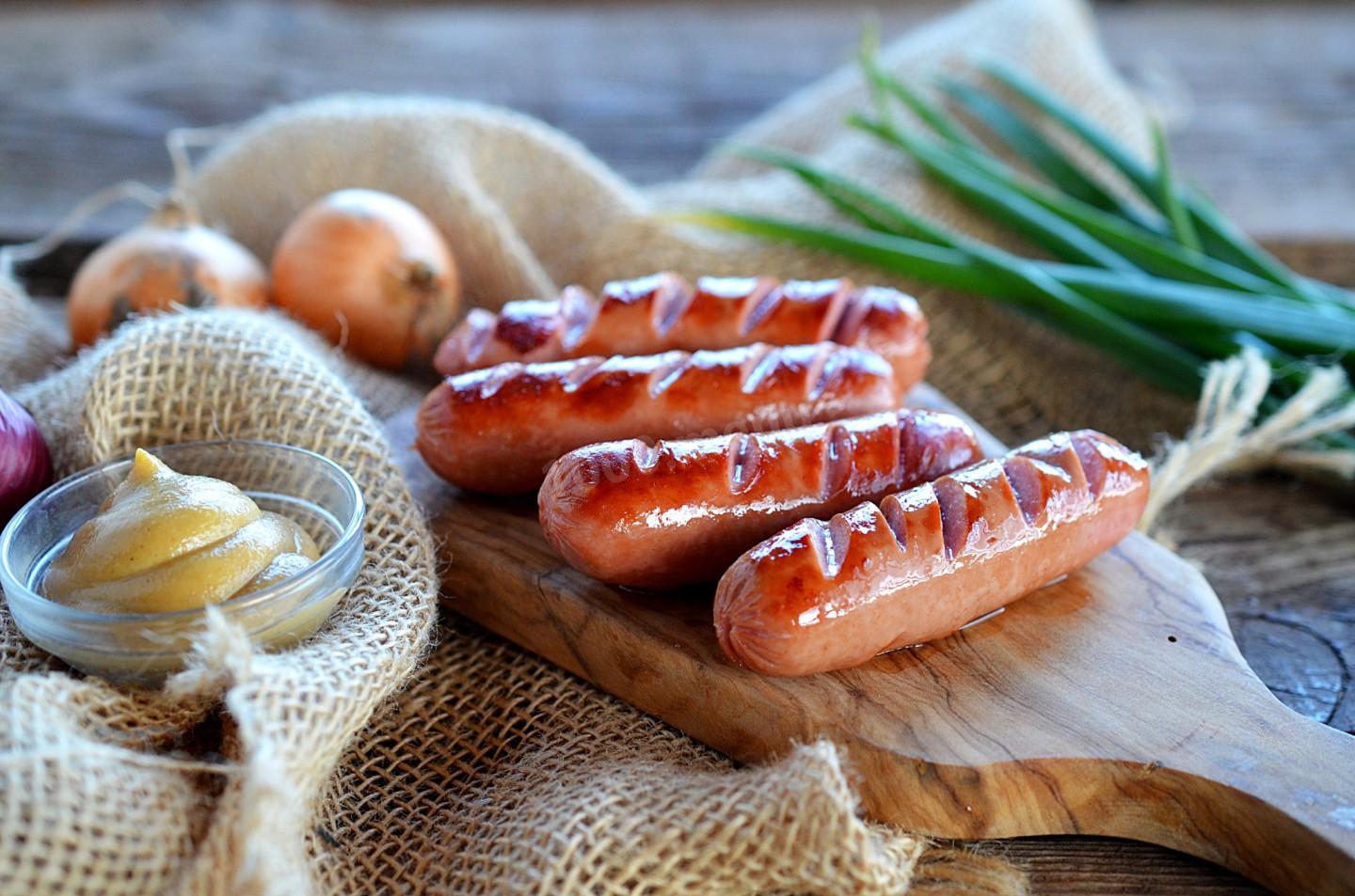 Назвали самые вредные продукты в новогоднем меню  