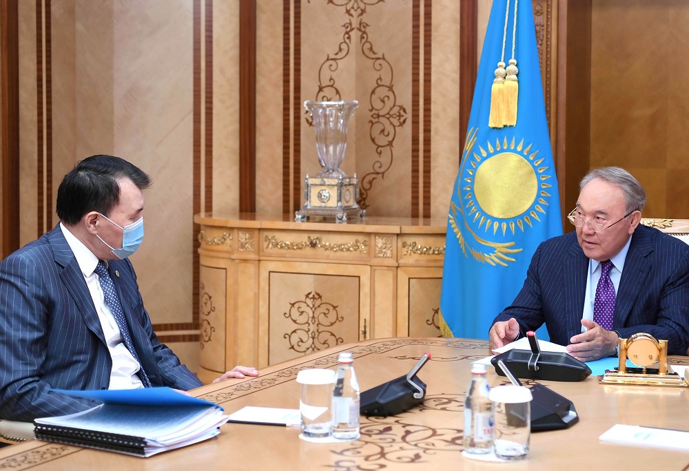 Назарбаев Сыбайлас жемқорлыққа қарсы іс-қимыл агенттігінің төрағасын қабылдады  