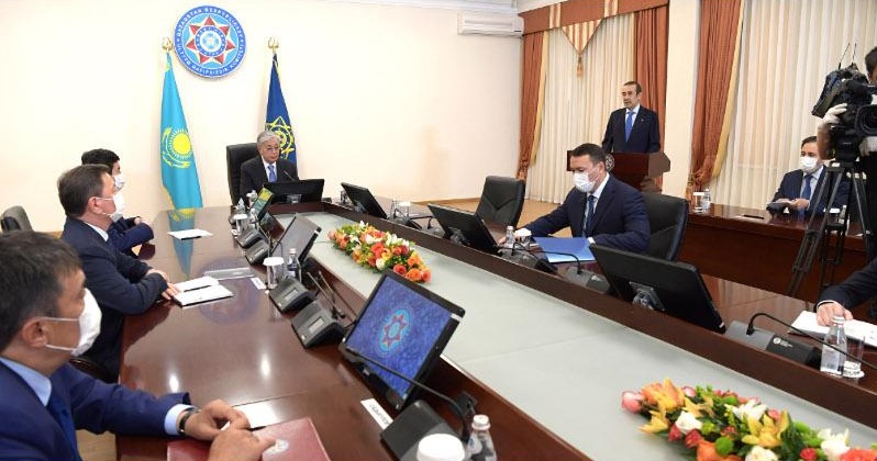 Президент РК провел расширенное заседание коллегии Комитета нацбезопасности   