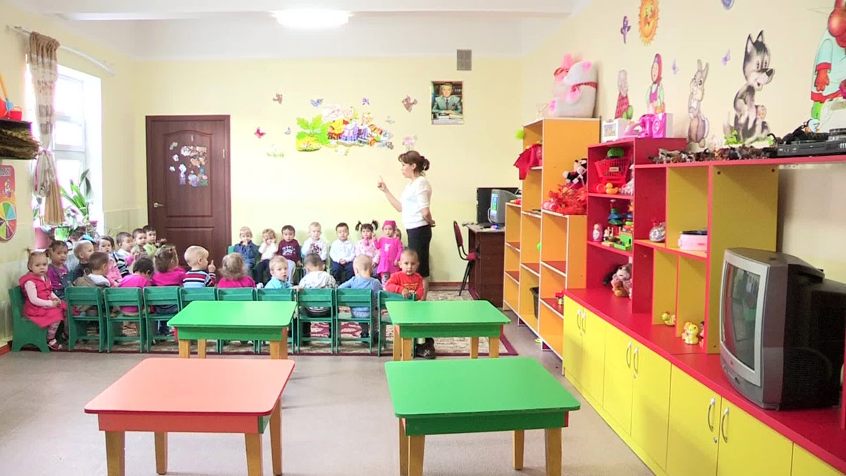 В Мангистау сотрудники детского сада три года не могут получить зарплату