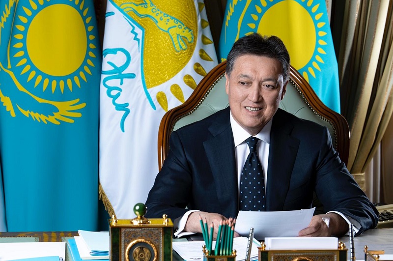 Аскар Мамин не болен коронавирусом  