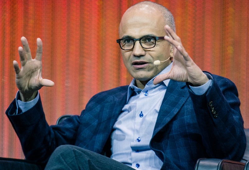 Гендиректор MICROSOFT призвал страны привлекать иммигрантов   