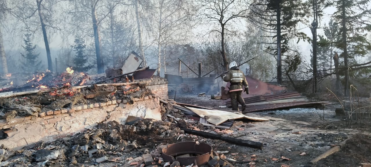 Восточноказахстанцы требуют отчета по собранным деньгам для погорельцев Риддера