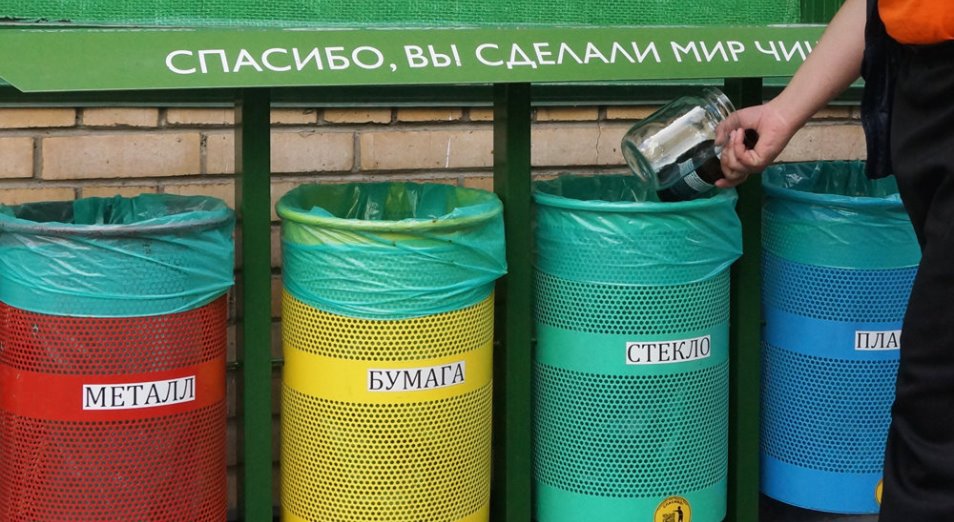 В селе Павлодарской области начали сортировать мусор