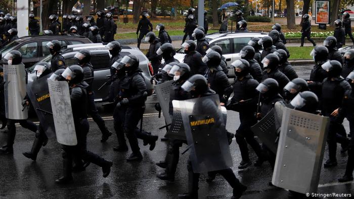 Белорусская милиция применила спецсредства против участников акции протеста в Минске  