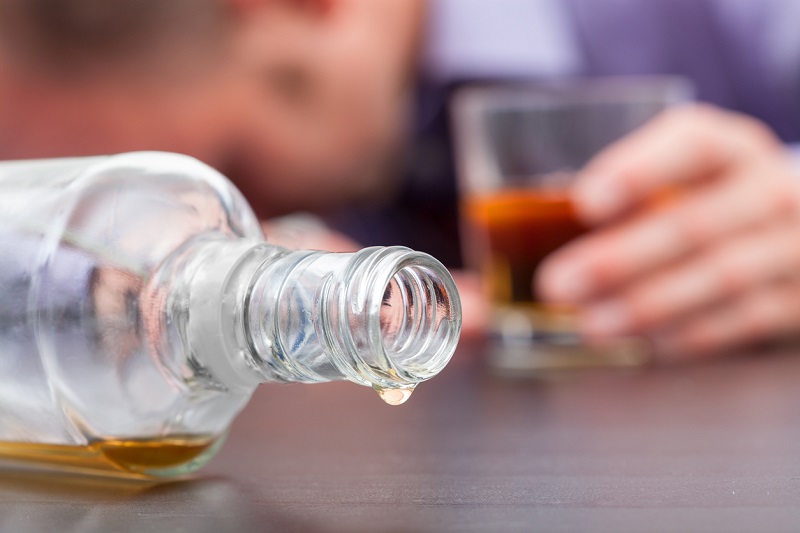 Отравились некачественным алкоголем более 300 человек на Филиппинах   