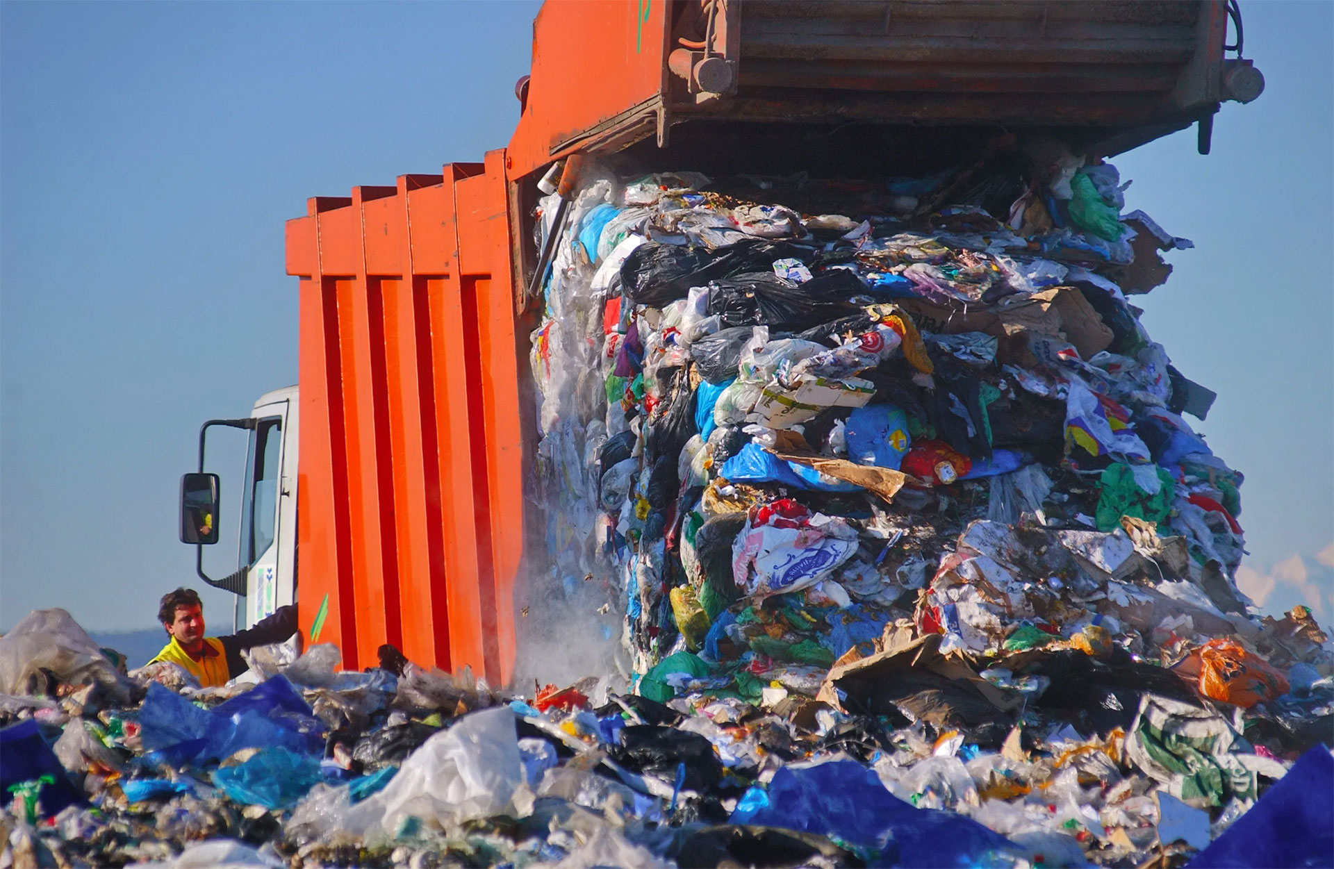 Скандал вокруг модернизации ТБО в Семее: новый поворот событий