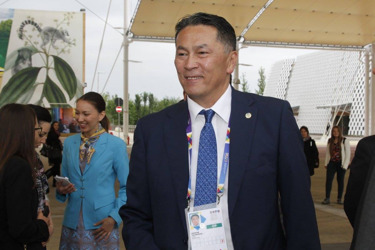 Елемесов освобожден от должности посла Казахстана в Мексике