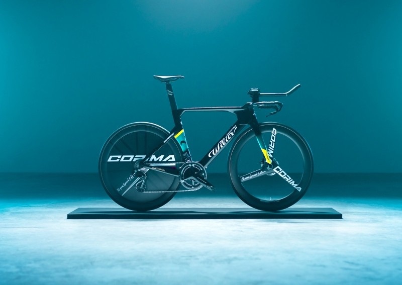 Команда "Астана" начинает сотрудничество с компанией Wilier Triestina  