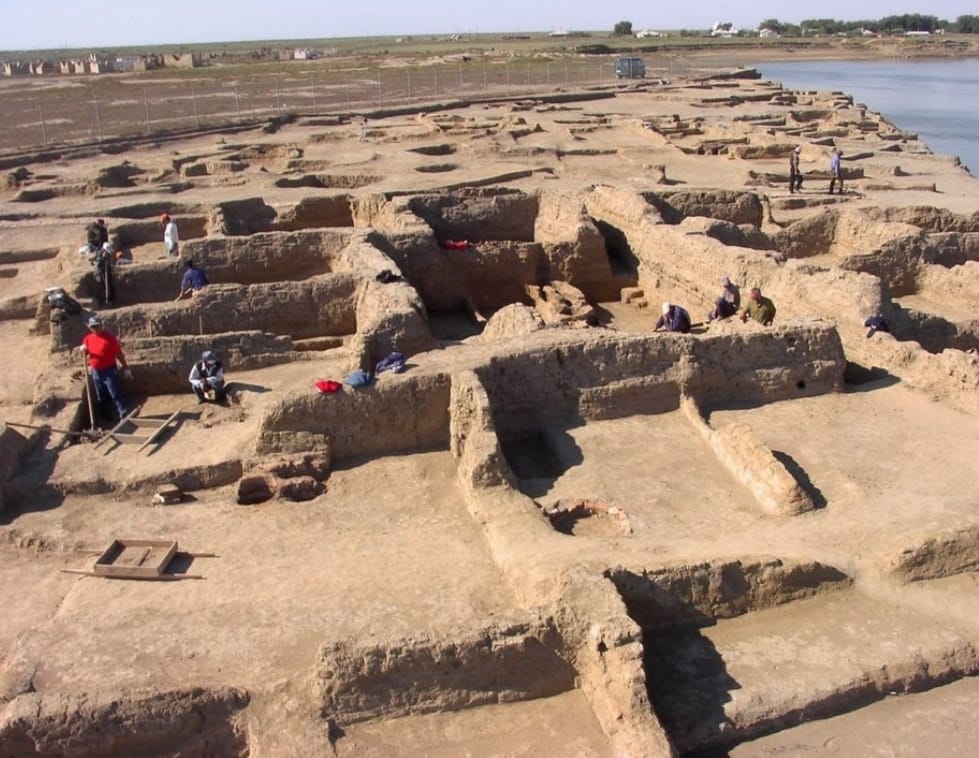 Археологтар 20 мәйітті қайта жерлеген 