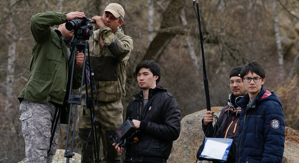 На что рассчитывать режиссеру короткометражных фильмов и почему в Казахстане непросто добиться полнометражного дебюта? 