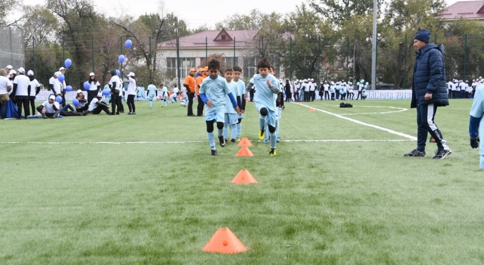 Футбольный центр "Жас-Кыран" подготовит новое поколение профессиональных игроков