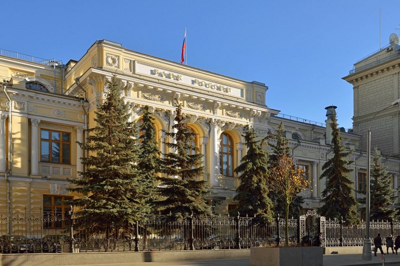 Потери России от дедолларизации оценили в $7,7 млрд 