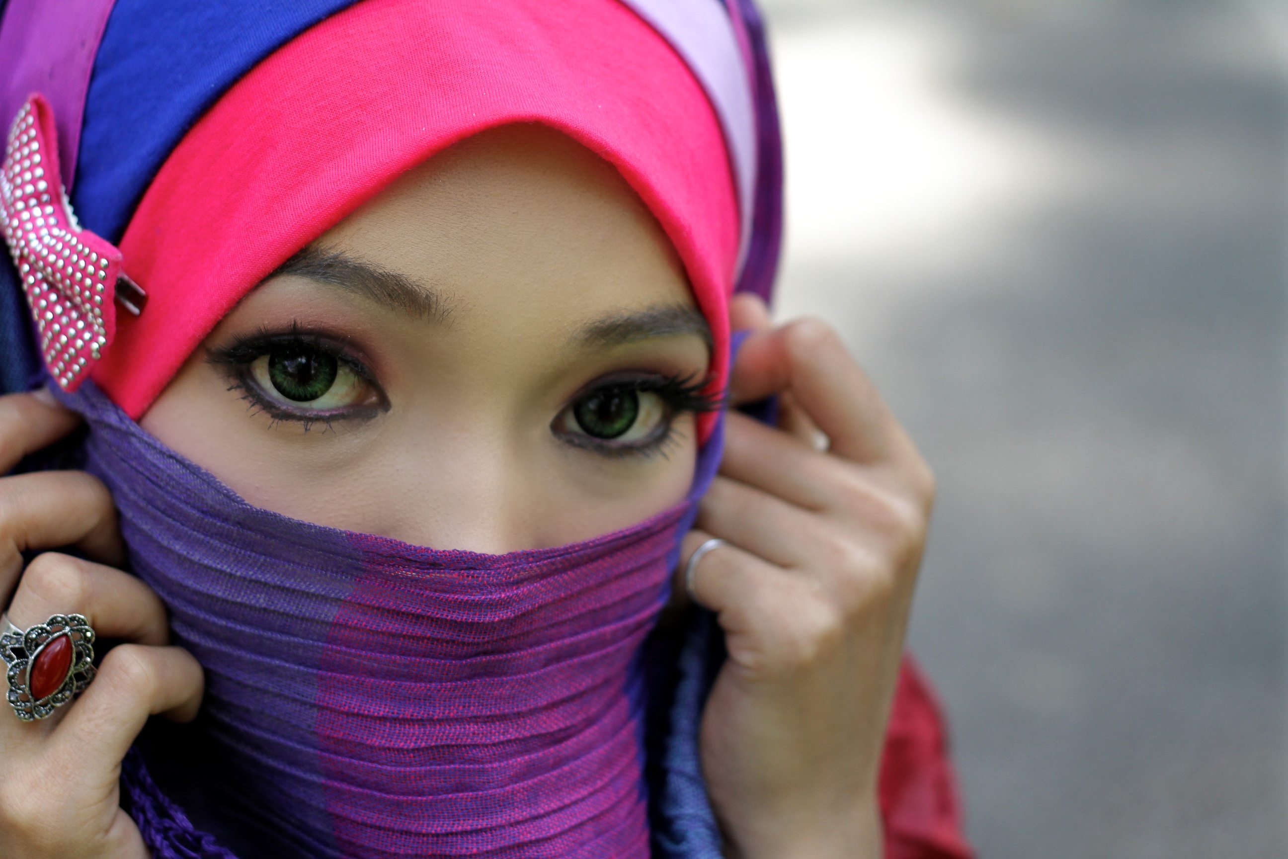 В Швейцарии запретят носить головные уборы, скрывающие лицо  