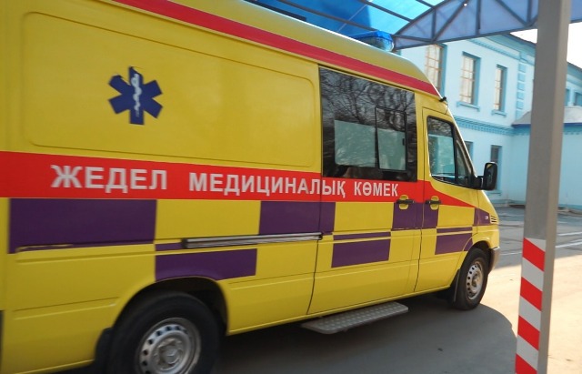 Платная скорая помощь оказалась недоступной для казахстанцев