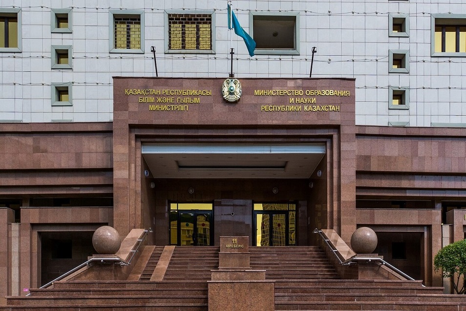 Сарапшы «БҒМ-ге ақпараттық шабуылды» жоққа шығарды 