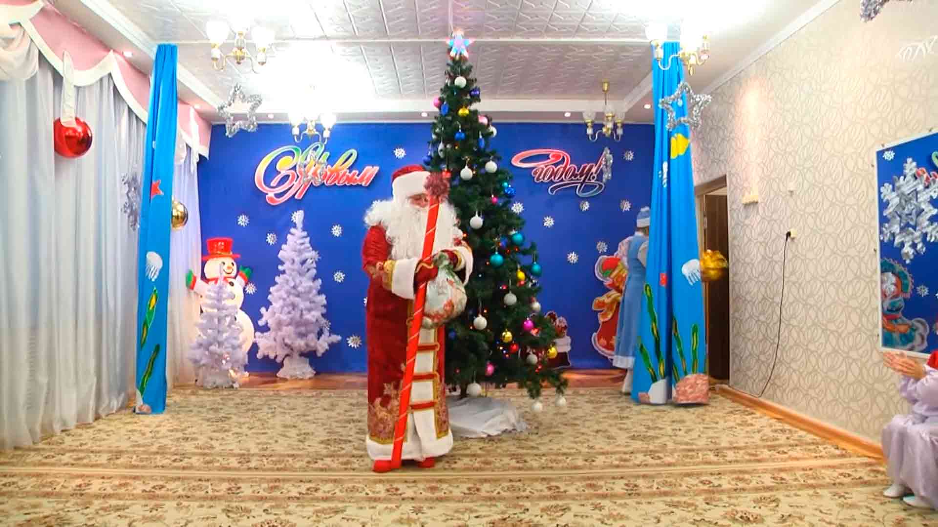 Будут ли утренники в детсадах и школах  