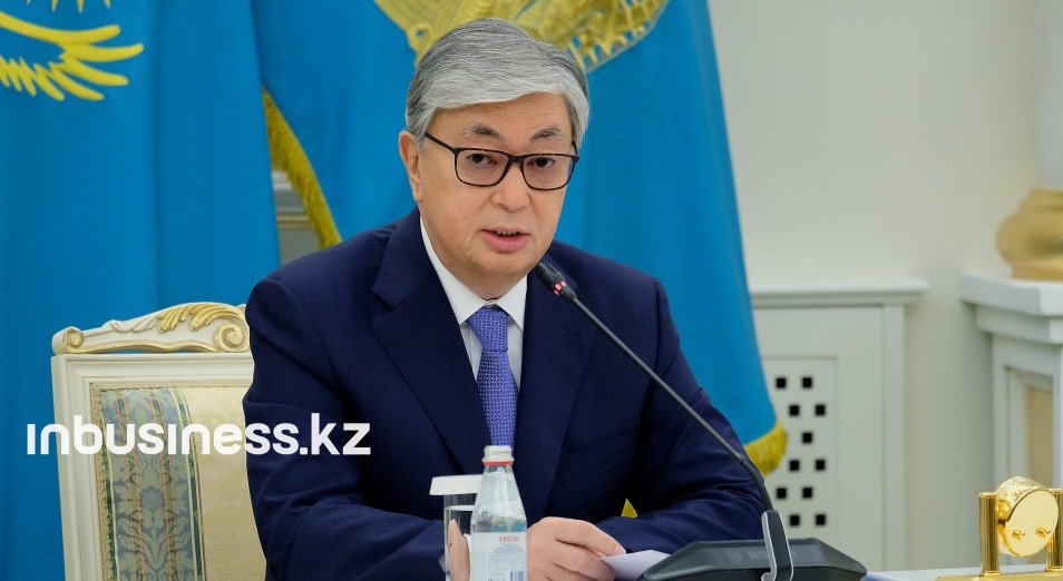 Токаев намерен провести переговоры с президентом Кыргызстана 