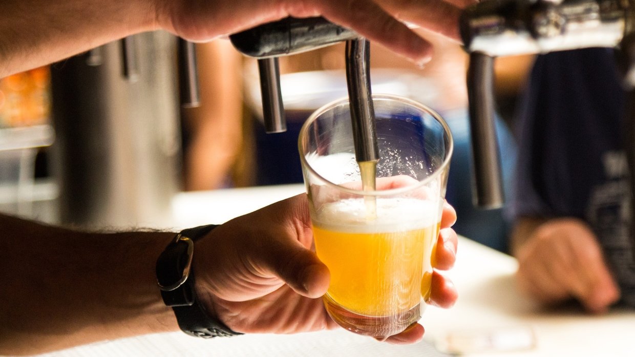 Британцы лидируют в списке самых пьющих в мире  