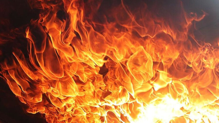 В Атырау назвали предварительную причину пожара на Тенгизском месторождении