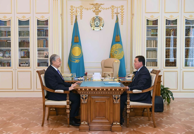 Касым-Жомарт Токаев встретился с Премьер-министром Аскаром Маминым