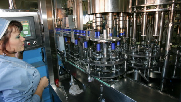 Потребление водки и других крепких спиртных напитков упало в Казахстане   