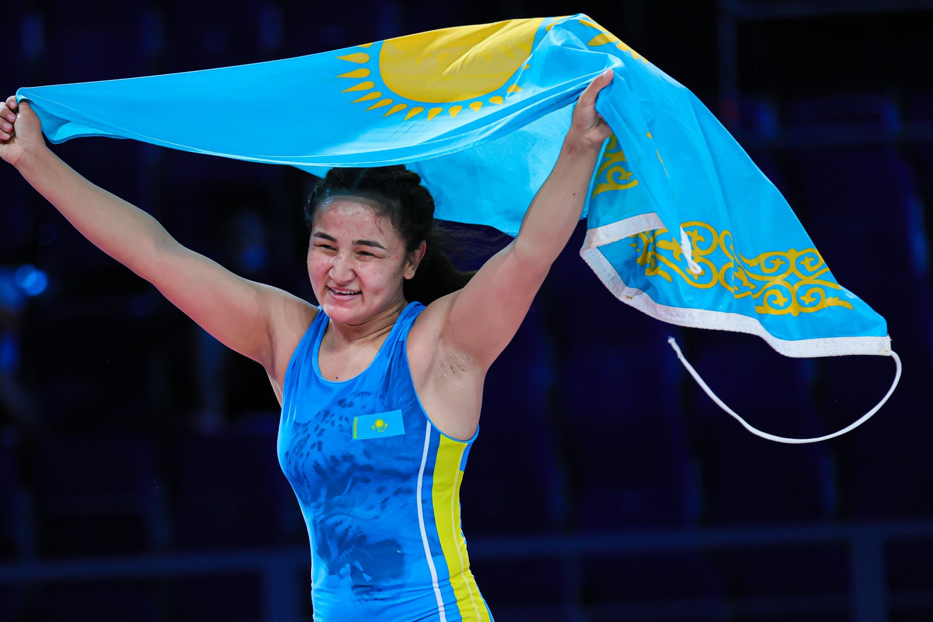 Казахстанка стала чемпионкой мира по женской борьбе среди юниорок