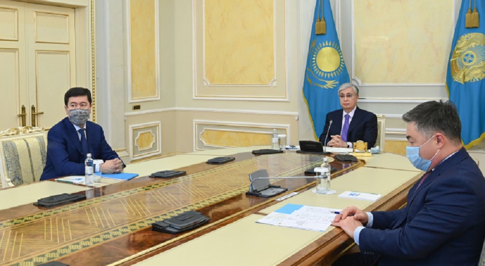 Правительству совместно с «Атамекеном» следует разработать новую стратегию развития МСБ – Токаев