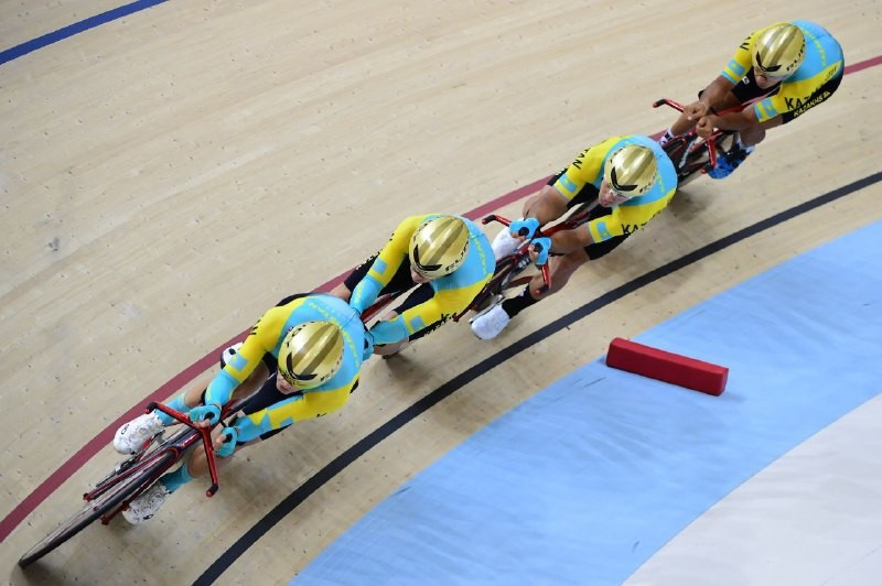 В Нур-Султане продолжается международный турнир по велотреку Silk Way Series Astana   