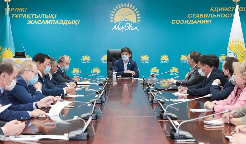 В Nur Otan назначили новых партийных кураторов   
