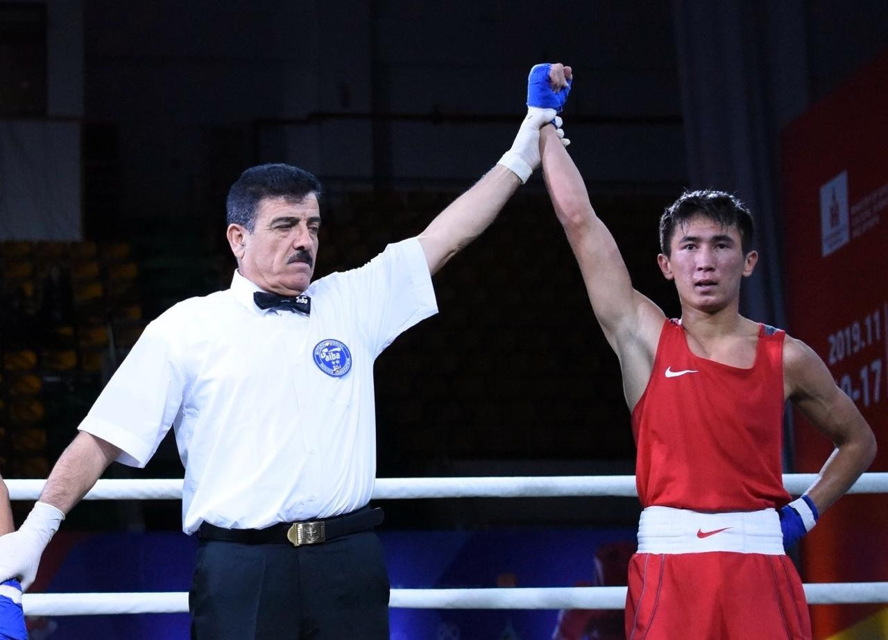 Махмуд Сабырхан одержал яркую победу на чемпионате мира по боксу