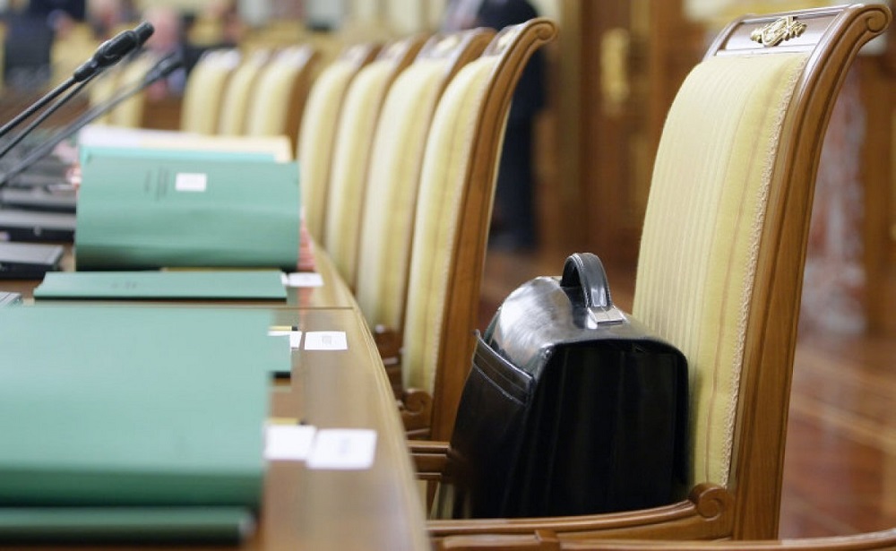 В июле некоторых акимов могут отправить в отставку – политологи  