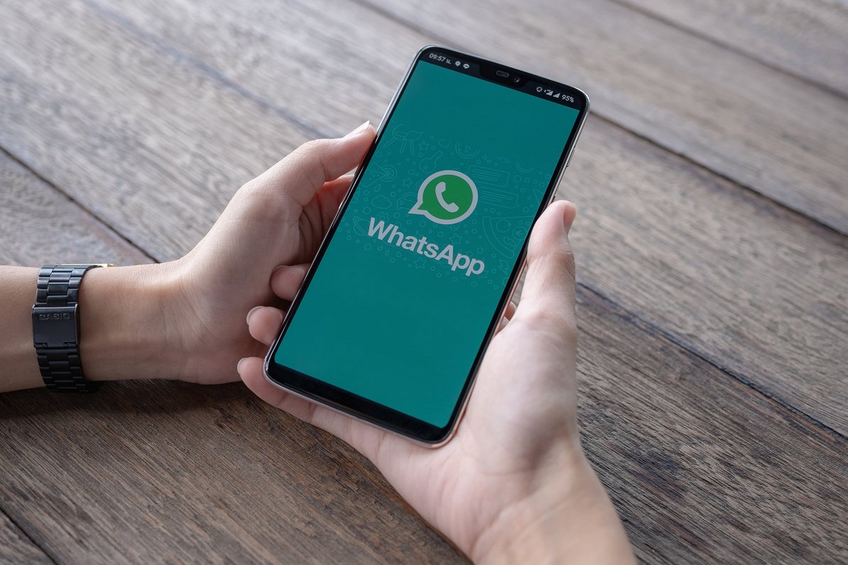 WhatsApp-чат арқылы 50 млн теңгеден астам залал келтірді  
