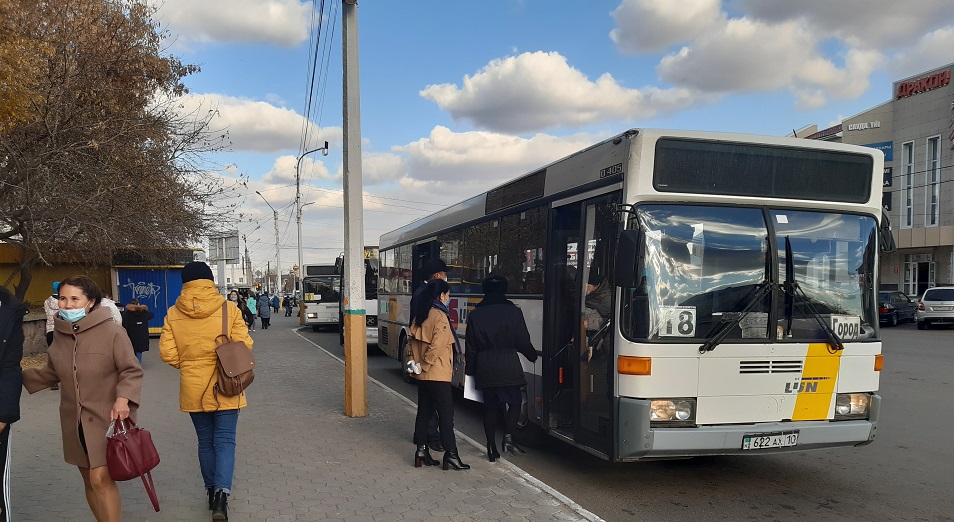 В Костанае вводят электронное билетирование в городских автобусах