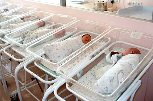 182 ребенка родились в Туркестане в день защитника отечества
