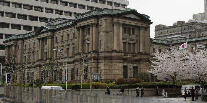 Банк Японии открывает возможность неограниченной покупки гособлигаций   