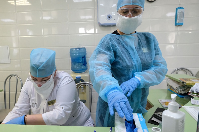 Перуашев потребовал возобновить подготовку эпидемиологов в Казахстане 