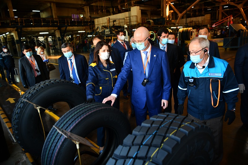 Қазақстанда шина өндірісін ұйымдастыру бойынша жол картасына қол қойылды